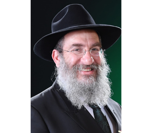 רב מנחם דערן חבד הרובע קרדו בירושלים רובע היהודי הרצאות הסבר והתנסות בכתיבת סתם אמנותית גלריית התמונות בחנות סיור בגלרייה חבד בקרדו רובע היהודי בירושלים אמנות יהודית עבודת יד יודאיקה זהב Chabad Gallery in Jordite Jewish Quarter in Jerusalem Jewish Art Judaica Gold